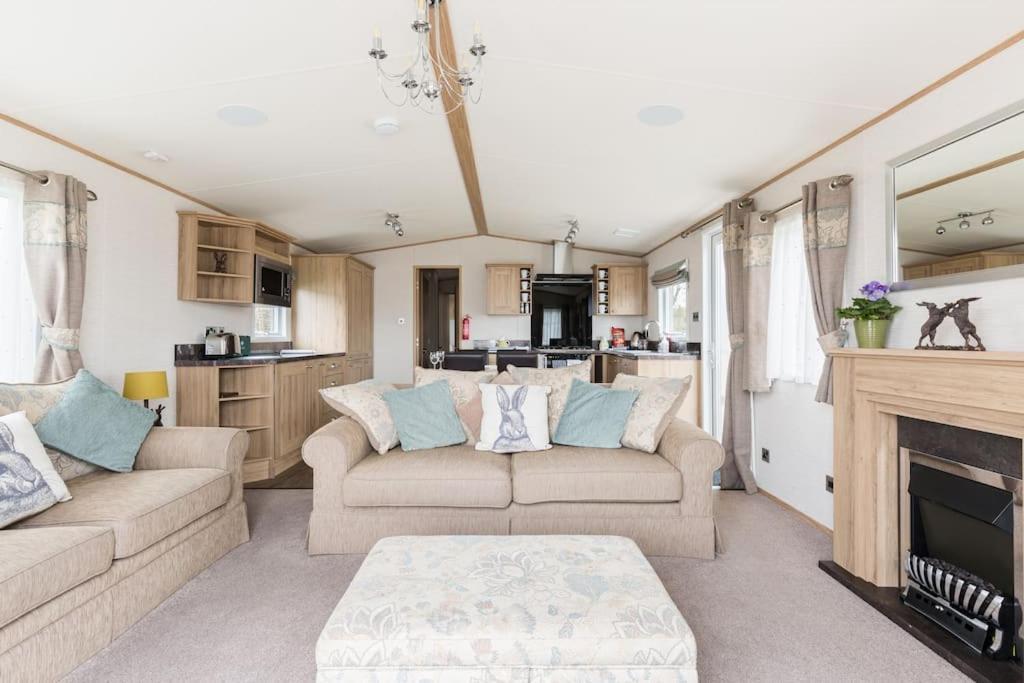 فيلا Waters Edge, Hoburne Cotswolds سيرني الجنوبية المظهر الخارجي الصورة